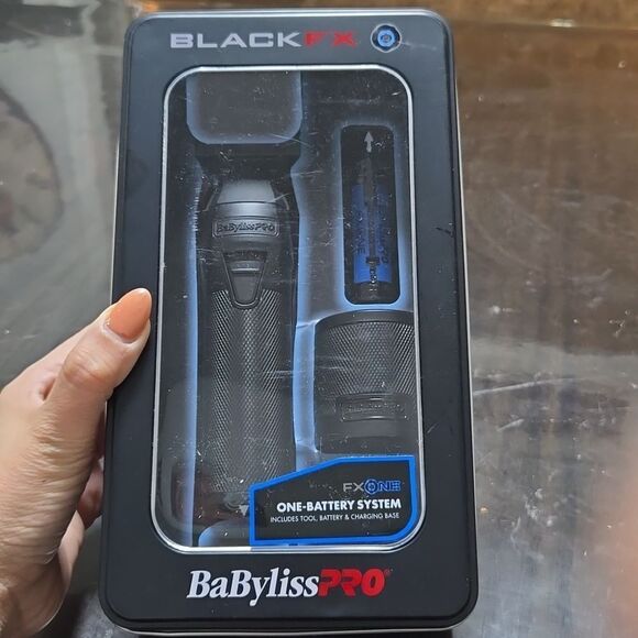 BaBylissPRO® FXONE™ BLACKFX Trimmer - Picture 6 of 6